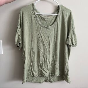 American Eagle loose fit t-shirt